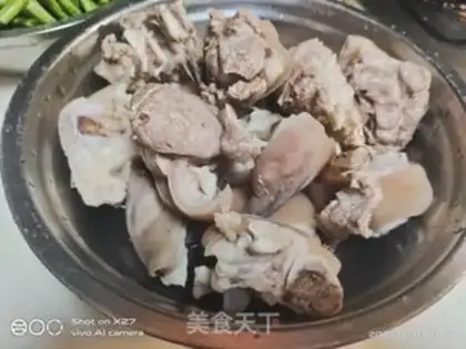 Make Red burning pig hoof step 2