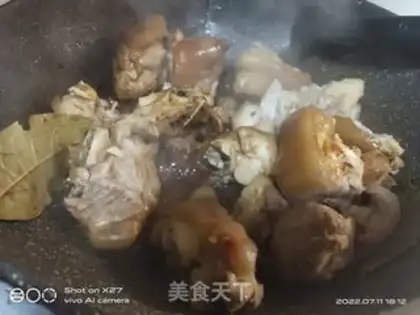 Make Red burning pig hoof step 5