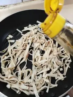 Make The celery is fried step 4