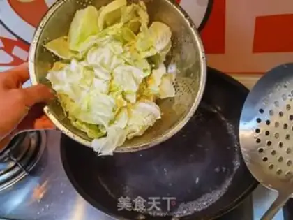 Make A hand tore step 2