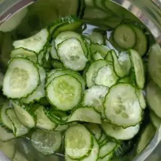 Make A cucumber with a burrito step 1