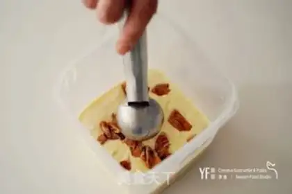 Make Quillian sausage ice cream step 5