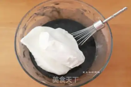 Make Blueberry cream rolls step 2