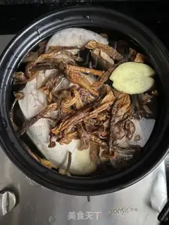 Make Chicken bones and deer mushroom soup step 4