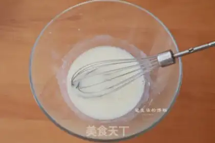 Make Pistol and plum rolls step 0