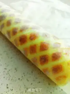 Make # Fancy cake rolls # step 23