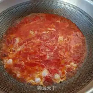 Make Pork tomato egg soup step 8
