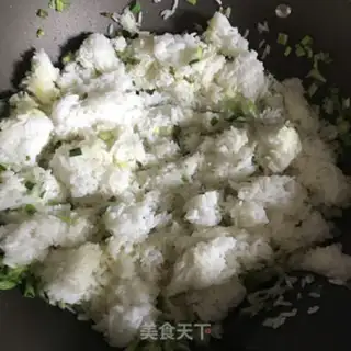 Make Onion egg fried rice step 6