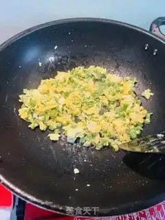 Make Scrambled eggs step 4