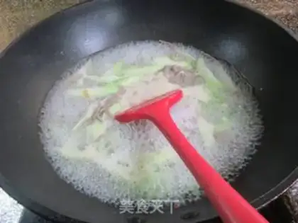 Make Squeeze the raspberry noodle step 4
