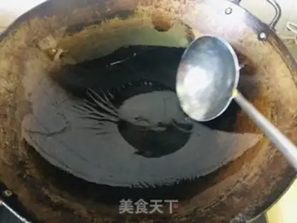 Make Onion oil broccoli step 5
