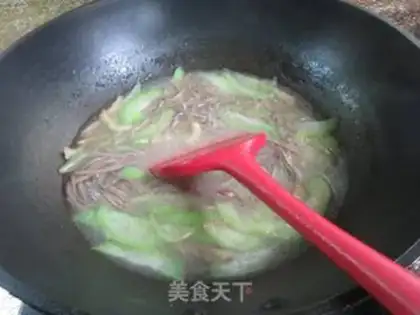 Make Squeeze the raspberry noodle step 7