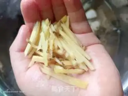 Make Seafood congee step 1