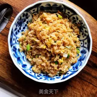 Make Onion egg fried rice step 10