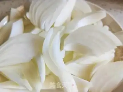 Make Onion fried eggs step 0