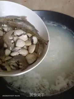 Make Seafood congee step 4
