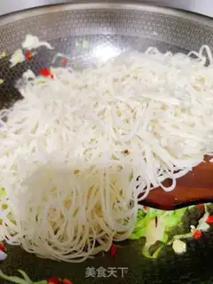 Make Eggs are fried with silk step 10
