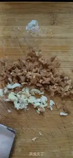 Make Fries and eggs step 1