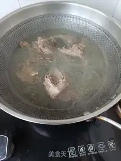 Make Willow mushroom pigeon soup step 3