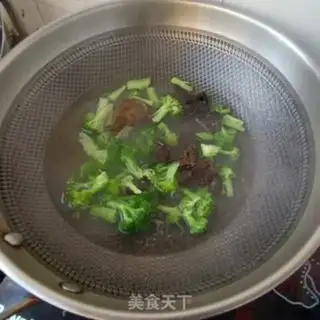 Make Mulberry orchid beef step 4