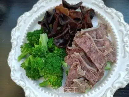 Make Mulberry orchid beef step 6