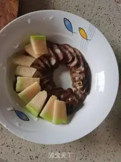 Make Scrambled melon varnished sausage step 1