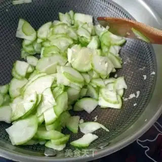 Make Little chicken bouquets, egg soup step 5