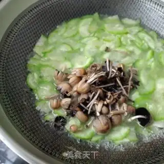 Make Little chicken bouquets, egg soup step 8