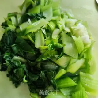 Make Eggs and green mushrooms step 5