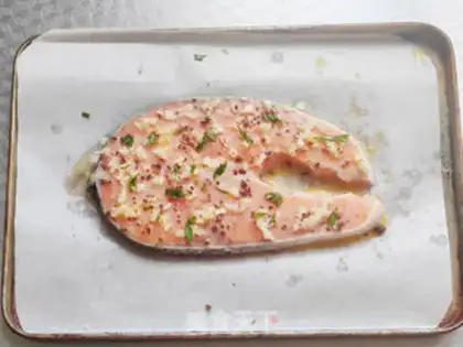 Make Garlic salmon step 3