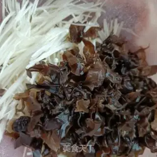 Make Golden pins and mushrooms step 3