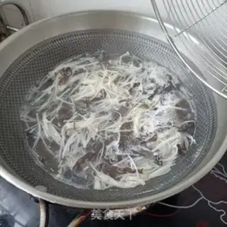 Make Golden pins and mushrooms step 5