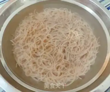 Make Shrimp, goose and egg step 2