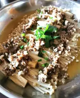 Make Beef paste evaporation needle mushrooms step 7