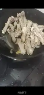 Make Red duck wings step 9