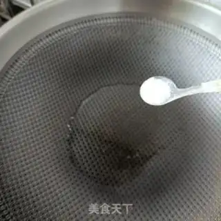 Make Garlic cabbage step 0