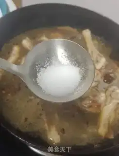 Make Red duck wings step 13