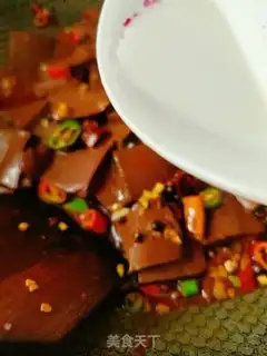 Make Spicy duck blood step 13