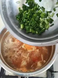 Make Tomato beef soup step 7