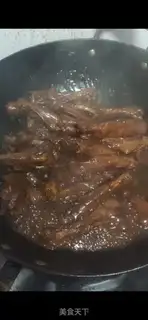 Make Red duck wings step 16