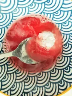 Make Watermelon freezes on milk step 7