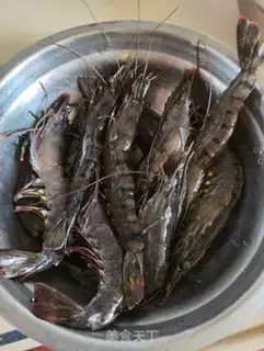 Make Garlic black tiger shrimp step 0