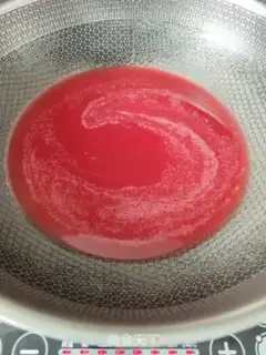Make Watermelon freezes on milk step 9