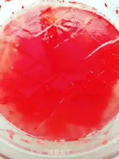 Make Watermelon freezes on milk step 13
