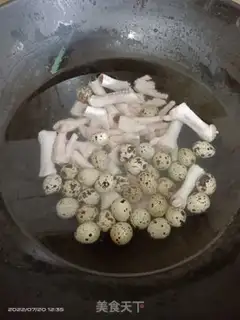 Make The eggs of the chicken claws step 2
