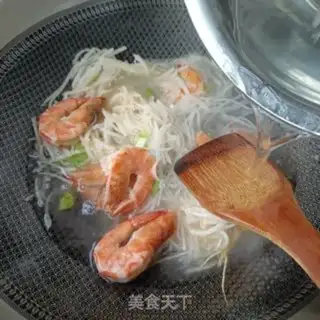 Make Shrimp stew for a white radish fan step 9