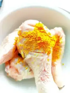 Make Salt chicken leg step 2