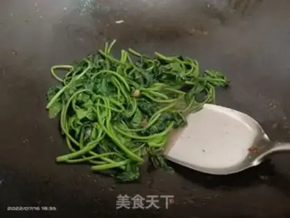 Make Fried potatoes step 1