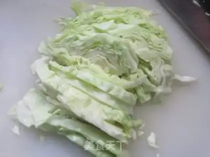 Make Chicken gravy with cabbage and flour step 1