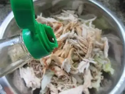 Make Chicken gravy with cabbage and flour step 8